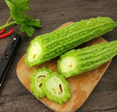 憋疯吃瓜的视频,揭秘网络热门视频背后的疯狂魅力